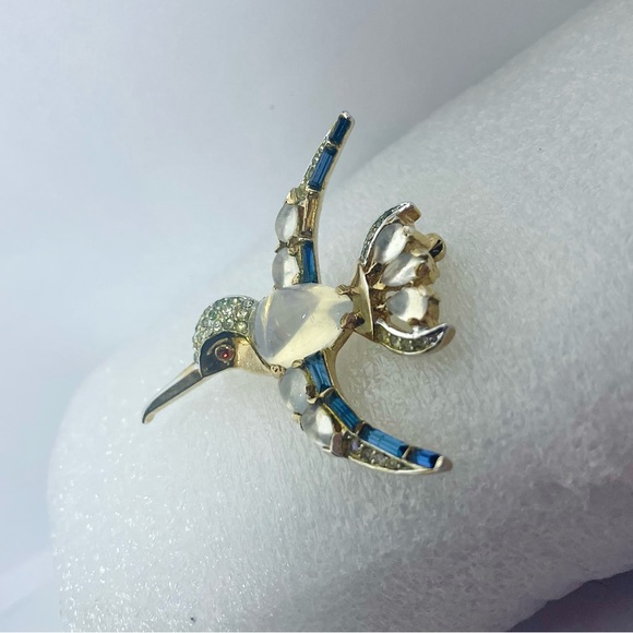 RARE Alfred Philippe Crown Trifari Jelly Belly humming bird brooch/pin - Picture 2 of 9